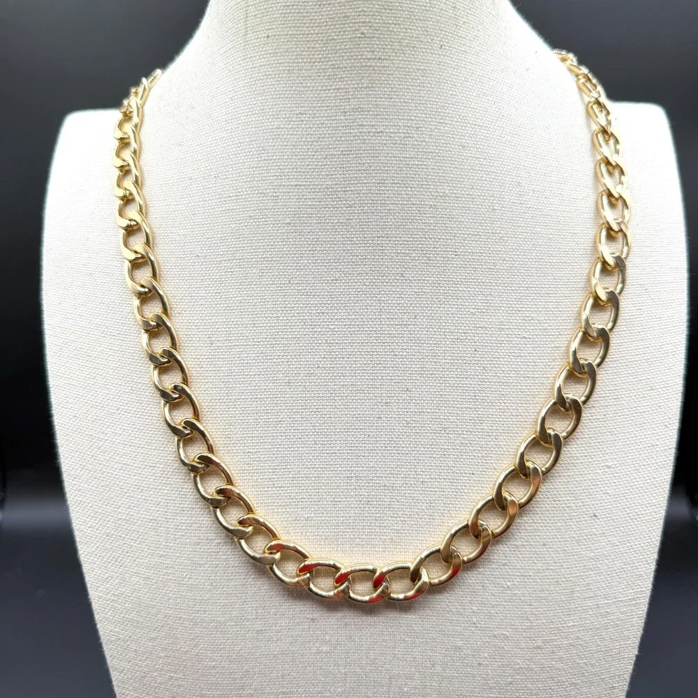 Gold Tone Chunky Curb Chain Necklace Statement Layering Y2K Minimalist Jewelry